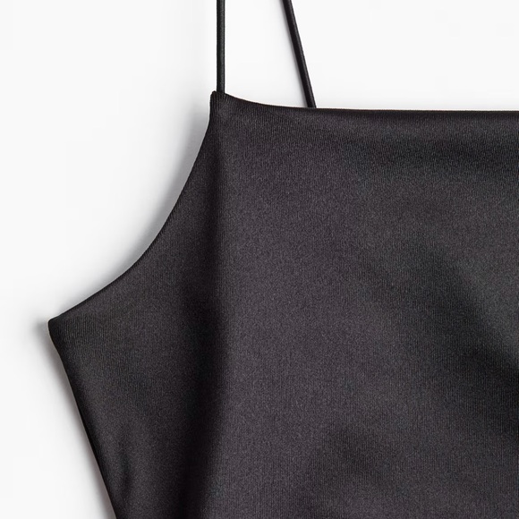 H&M Sleek Black Mini Dress - Picture 5 of 9